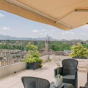 m14-teatro-verdi-terrace-apartment.hotelinveneto.com/