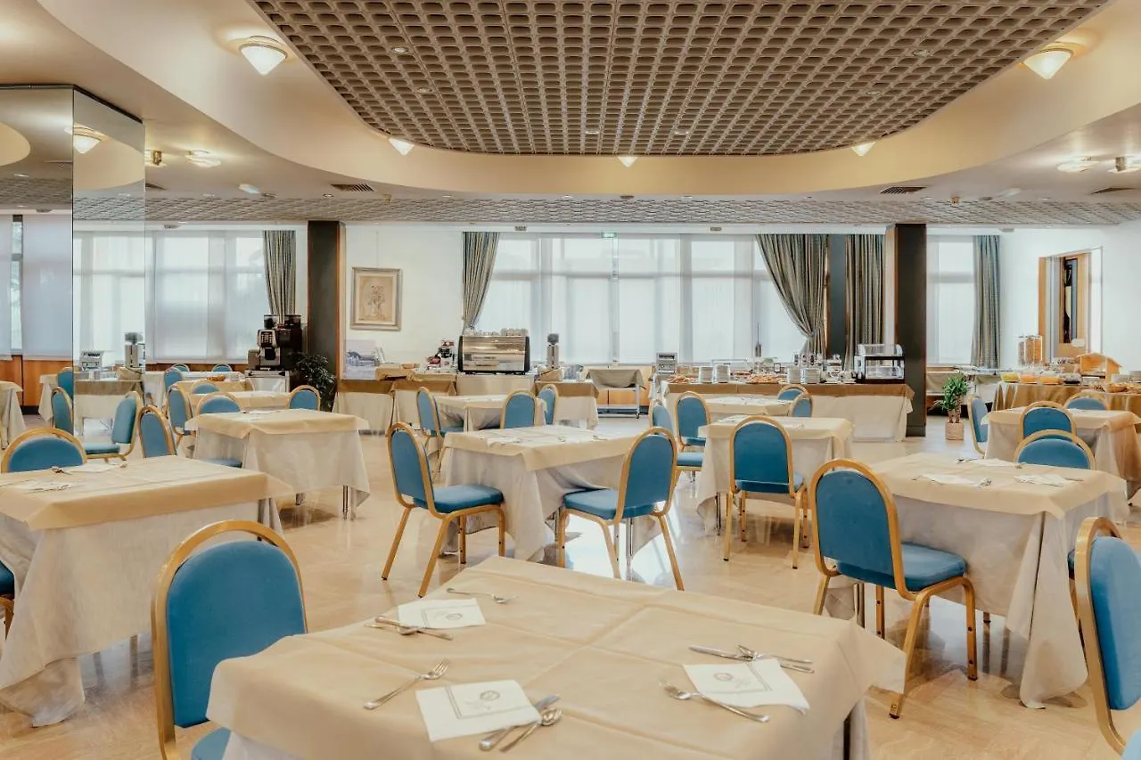 Hotel Minerva Arezzo 4*,