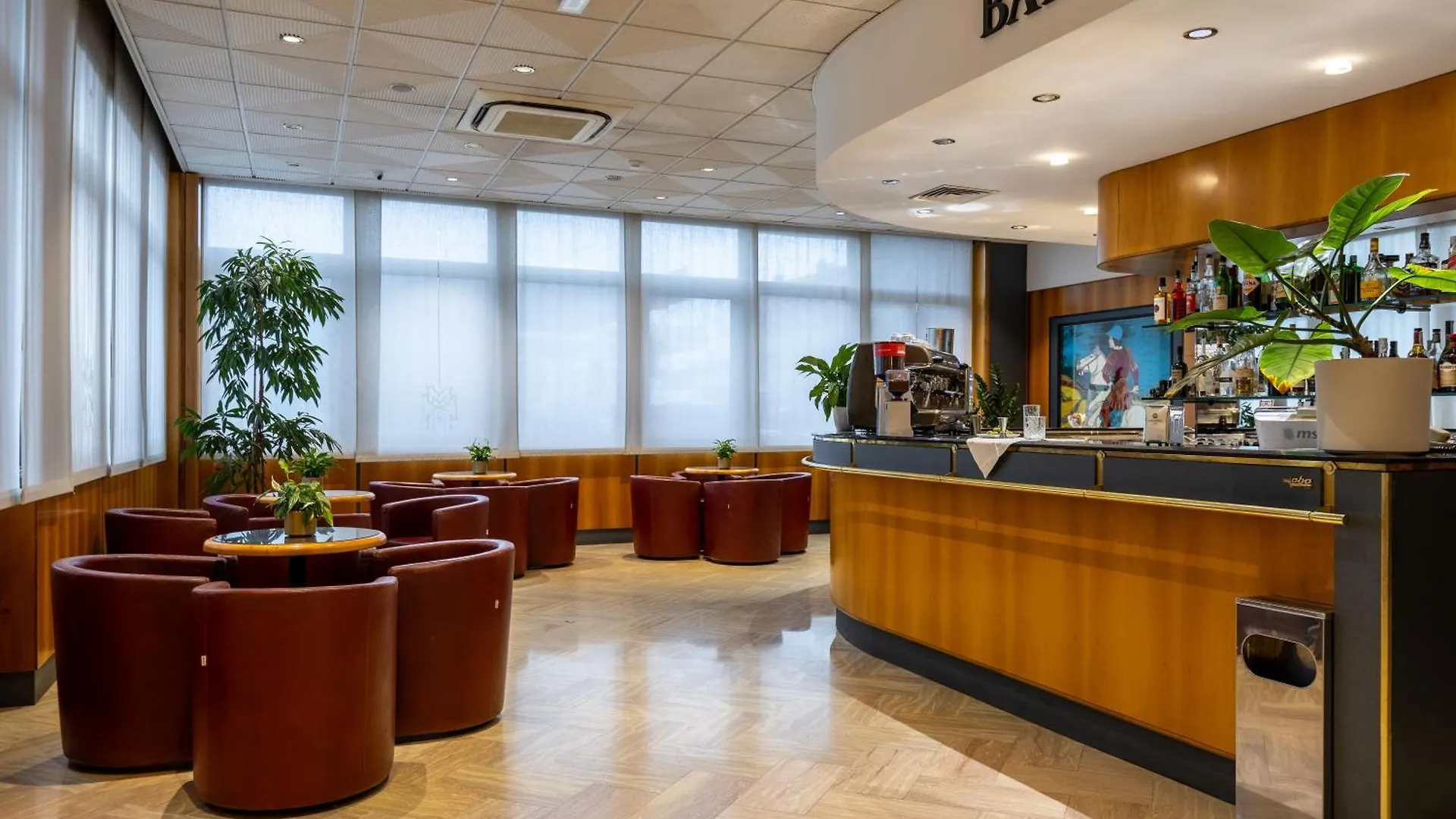 Hotel Minerva Ареццо 4*,