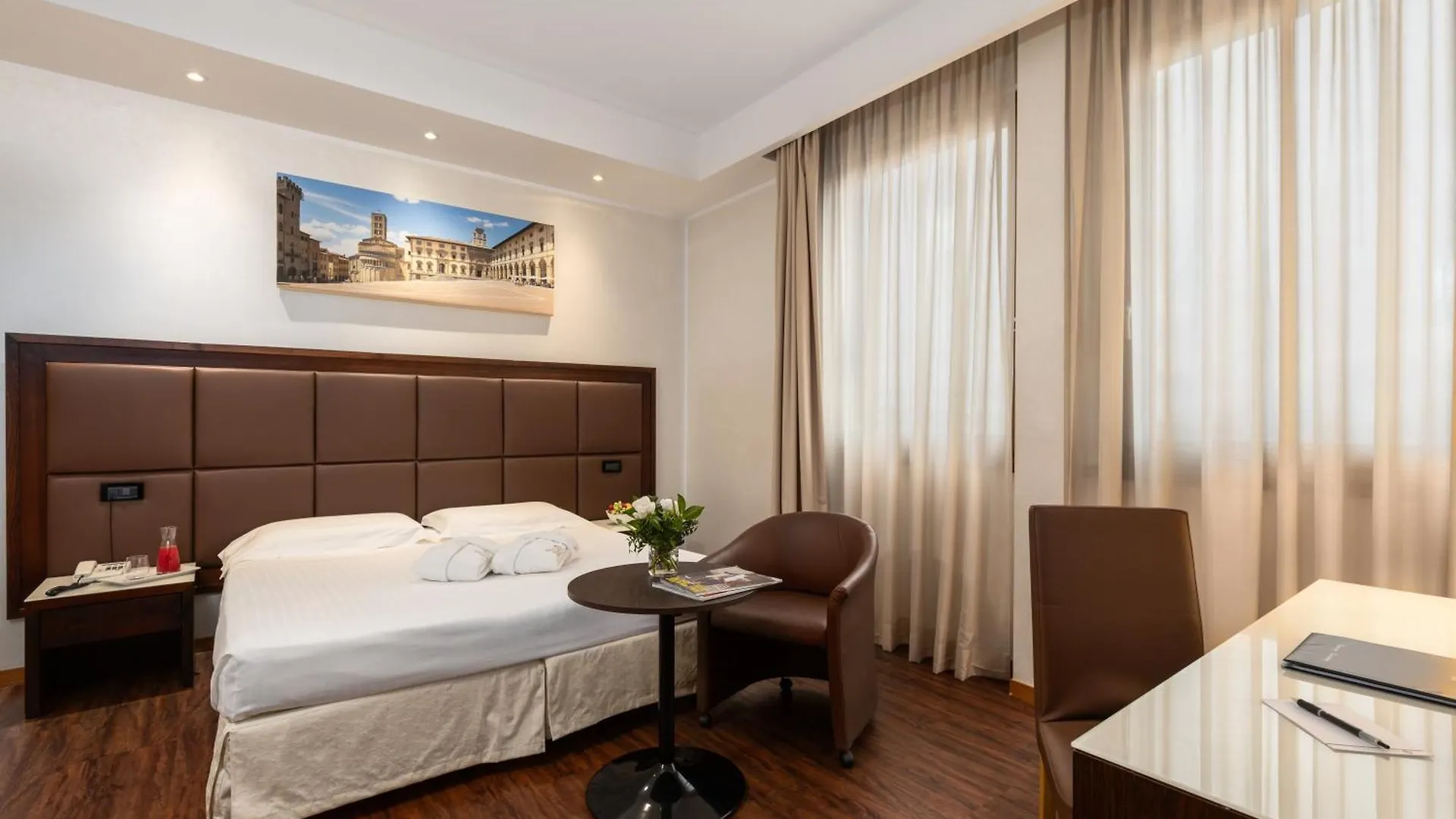 Hotel Minerva Ареццо